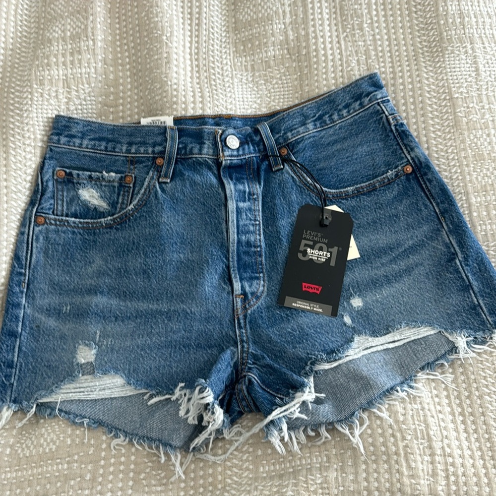 Levi’s jean short cutoffs 501 medium denim sz 31 BNWT